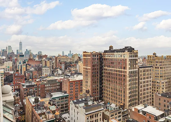 Sold by Halstead Real Estate | media 20