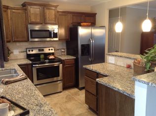 5247 N Flora Ave, Kansas City, MO 64118