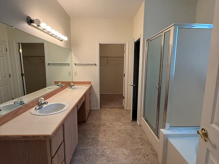 10669 SW Adele Dr — Photo 21