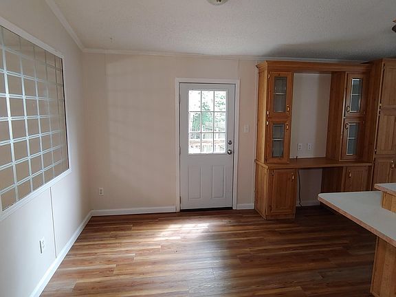 5th image of 322 Stonewood Dr