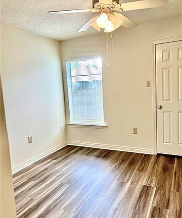 2nd image of 3002 9th St APT 201