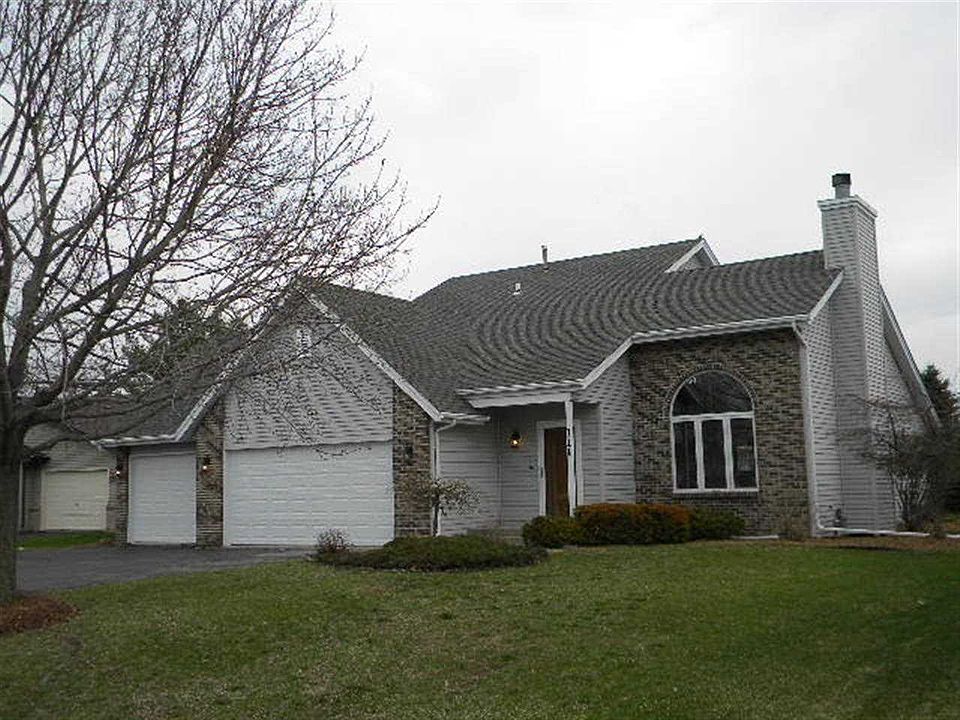 1st image of 111 Thistlewood Dr
