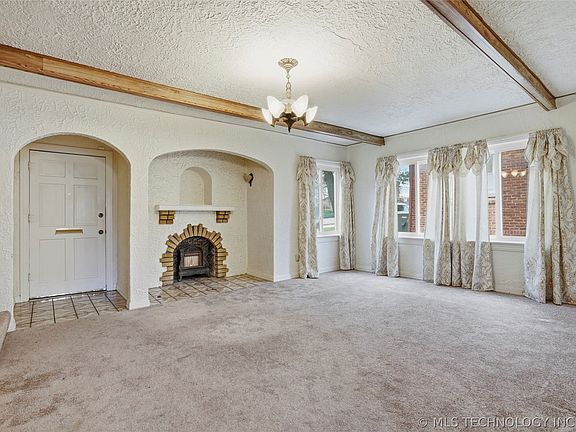 5th image of 3523 E Admiral Ct