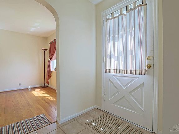 4th image of 2312 Compton Rd