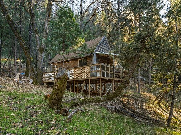 2nd image of 12056 N Bloomfield Rd