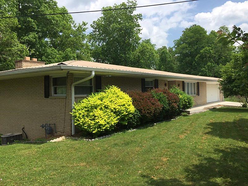1st image of 39 Briarwood Ln
