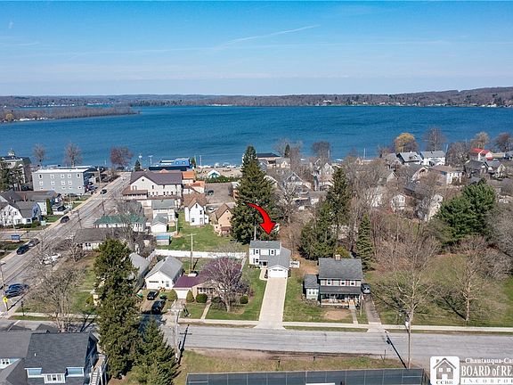 2nd image of 5 Sunnyside Ave