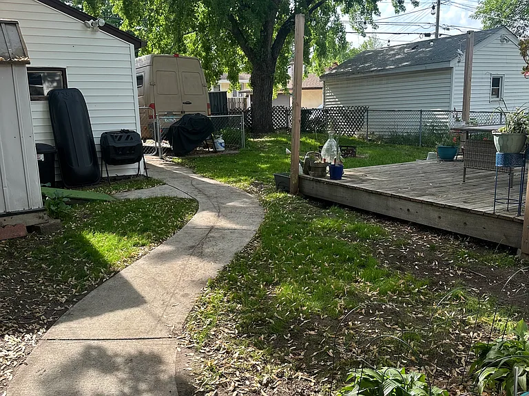 5049 Washburn Ave N — Photo 2