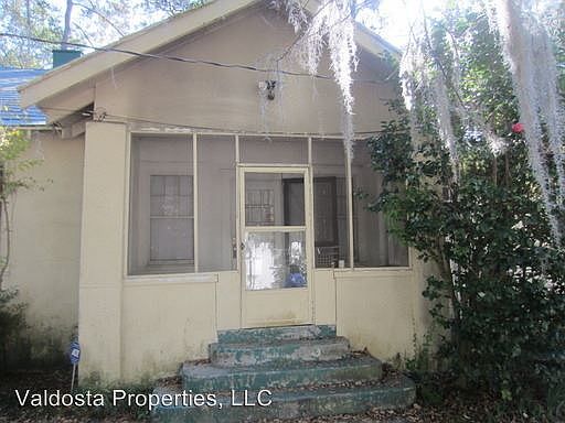 3rd image of 1104 N Toombs St