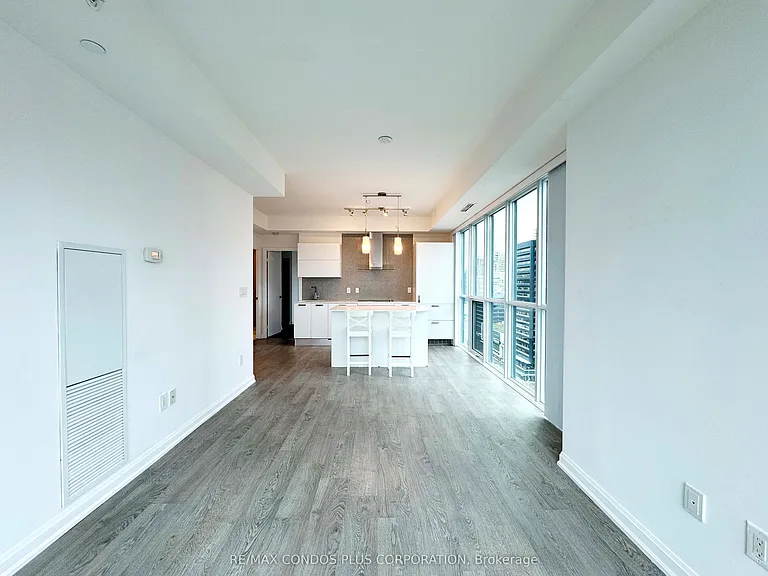 9 Bogert Ave #1602 — Photo 4