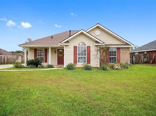 9829 Viking Place Dr, Semmes, AL 36575