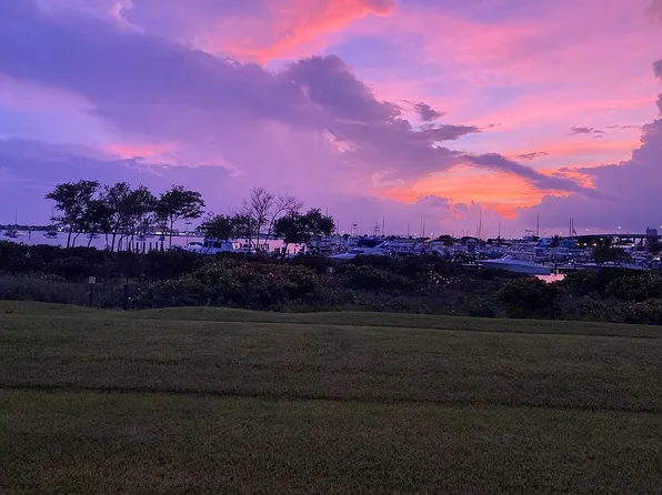 33 Harbour Isle Dr Unit 101, Fort Pierce, FL 34949