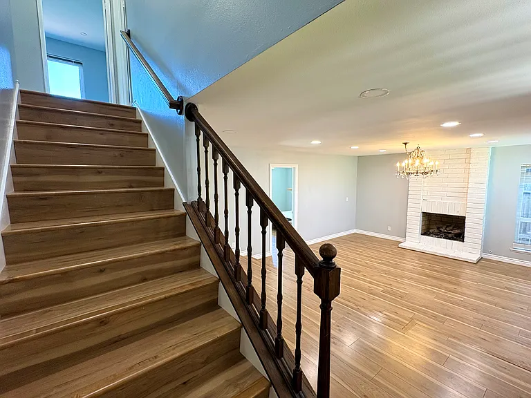 9256 Crocus Ave — Photo 13