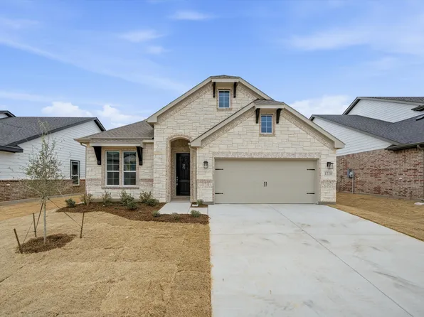 1228 Sabine River Ln, Springtown, TX 76082