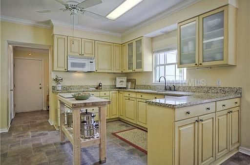5th image of 1912 S Wykagyl St