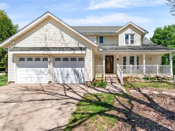 715 Lark St, Raymore, MO 64083