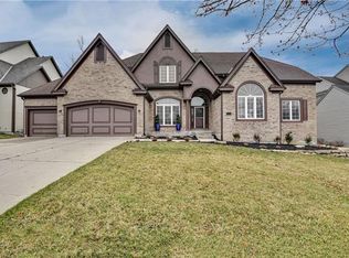 5817 W 131st St, Overland Park, KS 66209