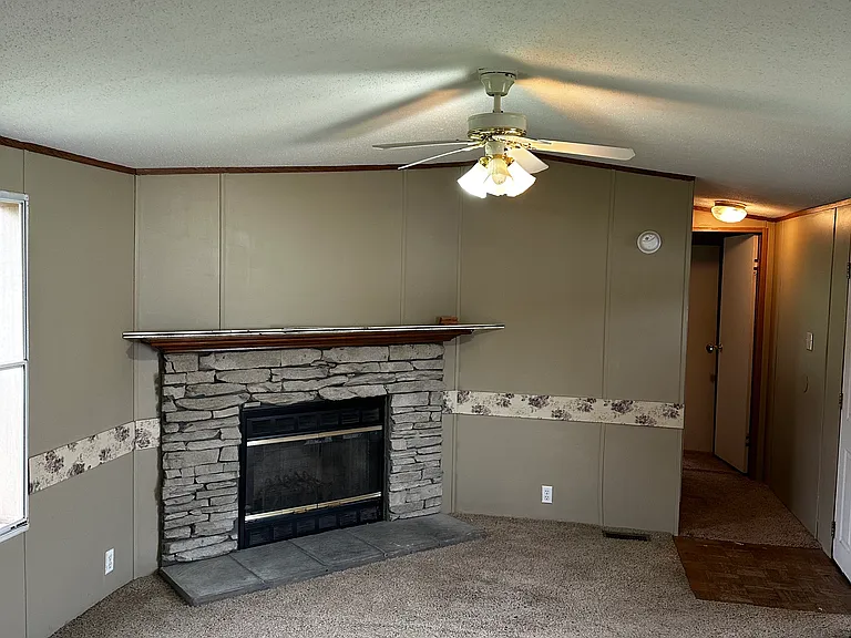 4 Newbrough Vlg — Photo 5
