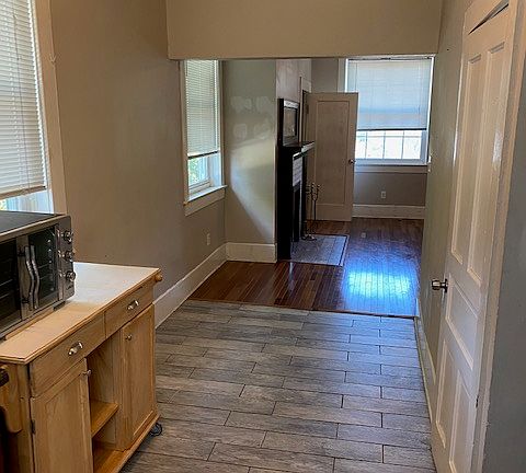 5th image of 4500 McCart Ave APT 3