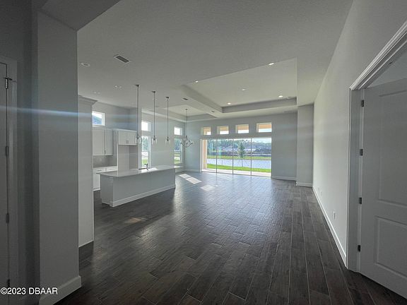 2nd image of 20 Kingswood Ct