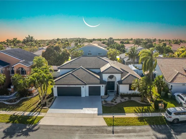 930 NW 197th Ave, Pembroke Pines, FL 33029