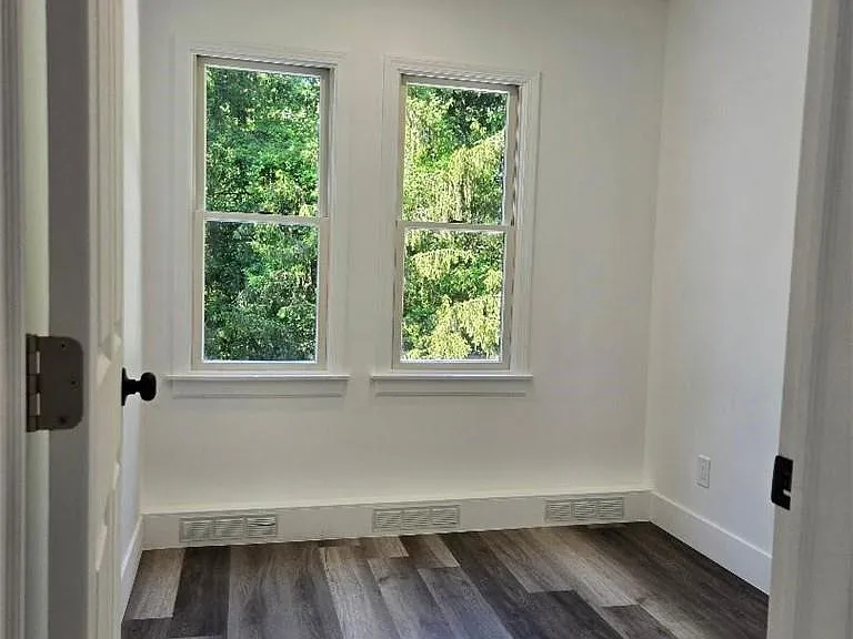 3074 Lexington Ave #2 — Photo 15
