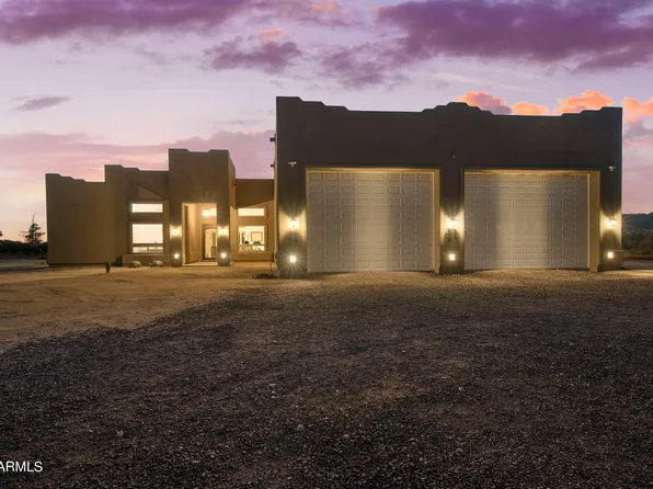 39032 N 11th Avenue, Phoenix, AZ 85086