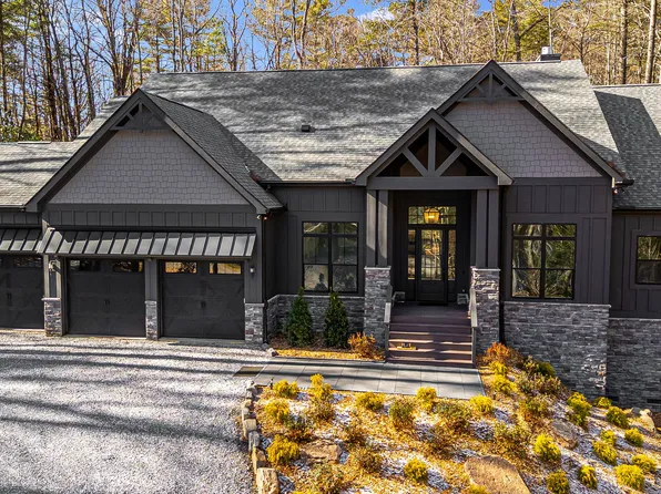 202 Lakeshore Drive, Sapphire, NC 28774