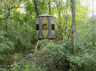 Groves Hill Rd, Caldwell, OH 43724