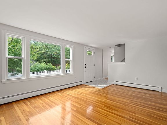 4th image of 358 Central Ave