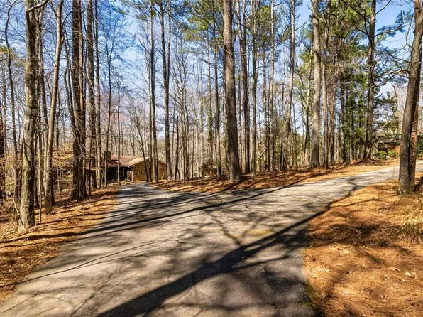 166 Muse Rd, Fayetteville, GA 30214