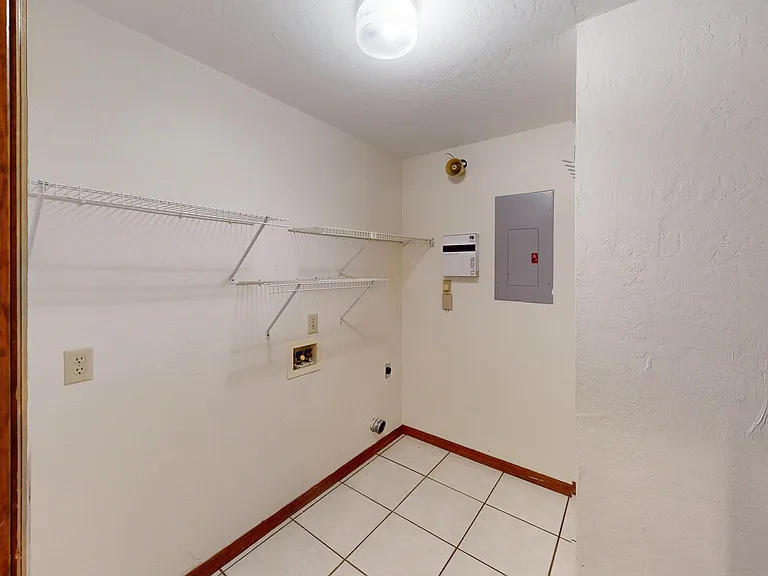 9017 Manchester Ln #21E — Photo 27