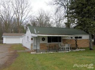 11945 Bueche Rd, Burt, MI 48417