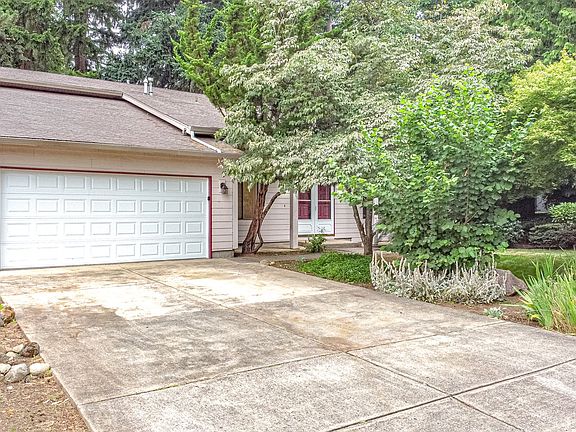 3rd image of 1606 SE 124th Ave