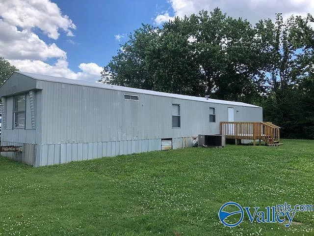 29761 3rd Ave E — Photo 2