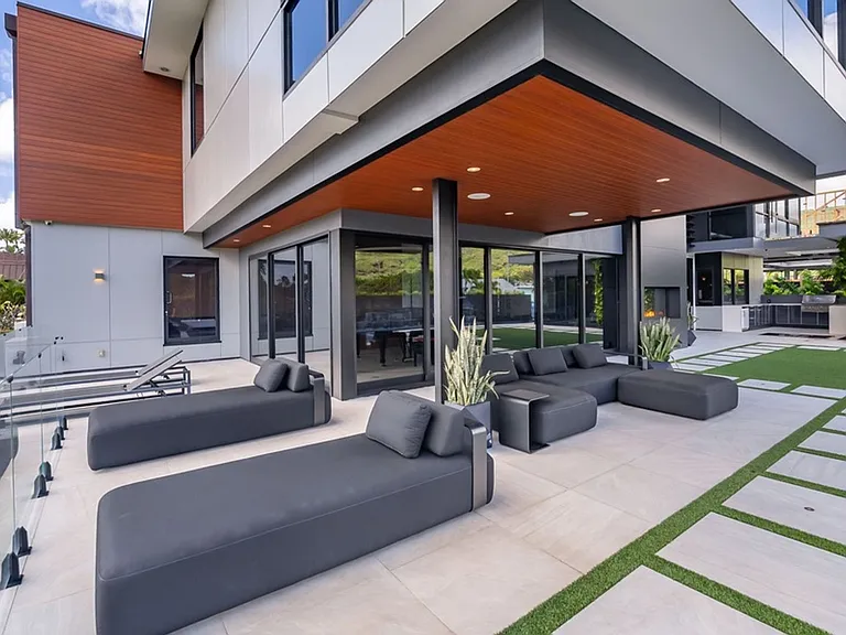 5295 Kalanianaole Hwy #2 — Photo 19