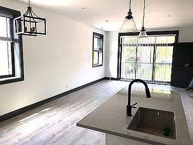 2nd image of 6327 S Ingleside Ave #1S