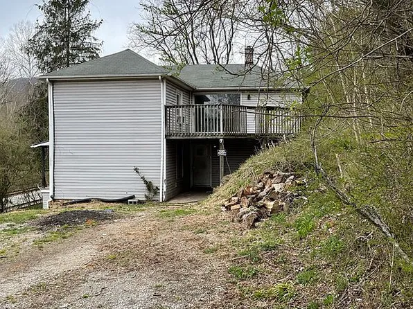 178 Salt Petre Cave Rd, Eagle Rock, VA 24085