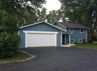 7323 E Potter Rd, Davison, MI 48423