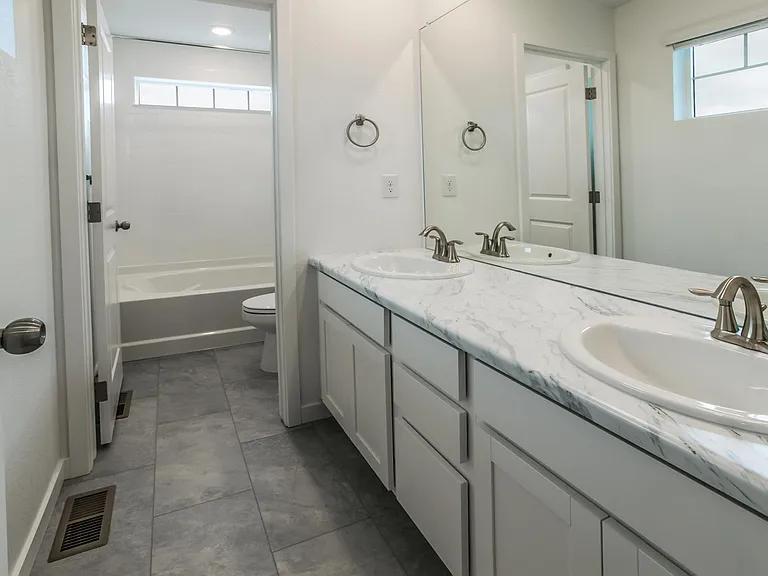 509 Yeager St — Photo 24