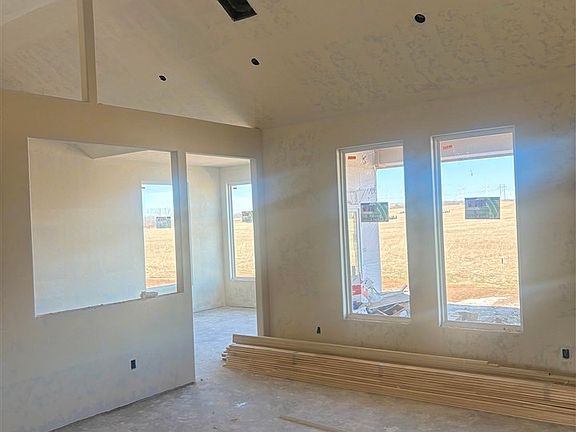 4th image of 3580 NW Welch Rd