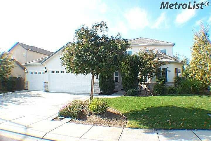 2nd image of 761 Shadowbrook Ln