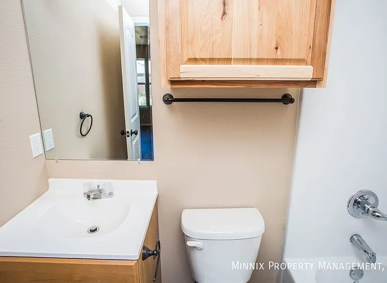 2602 N Avenue P — Photo 11