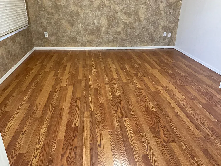 326 N Pioneer St — Photo 23