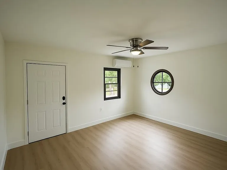 2292 SW 16th Ter #6 — Photo 16