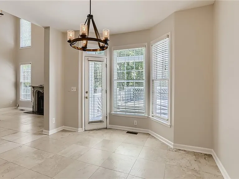 4612 Chardonnay Ct — Photo 7