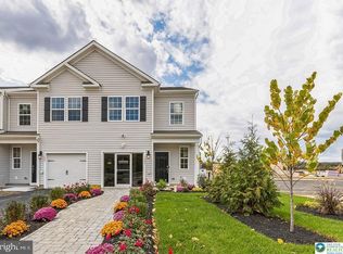 1242 Susan Cir, Breinigsville, PA 18031