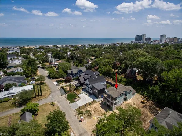 402 48th St, Virginia Beach, VA 23451