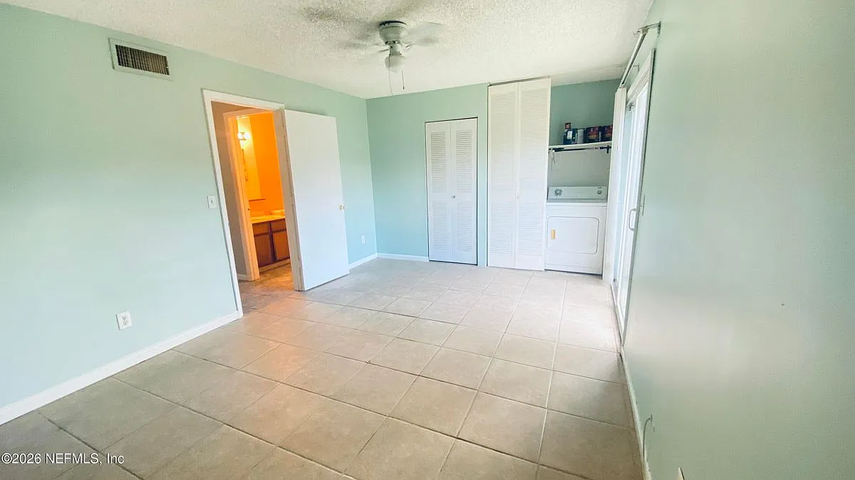 1 bed, 1.0 bath, 666 sqft, $1,200 — Photo 4