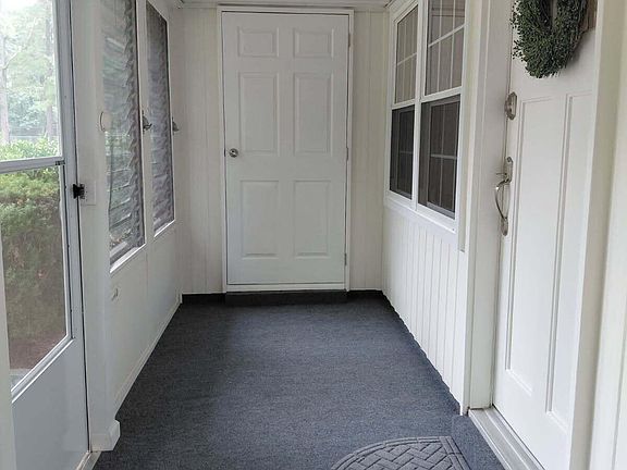 2nd image of 168B Huntington Drive #B